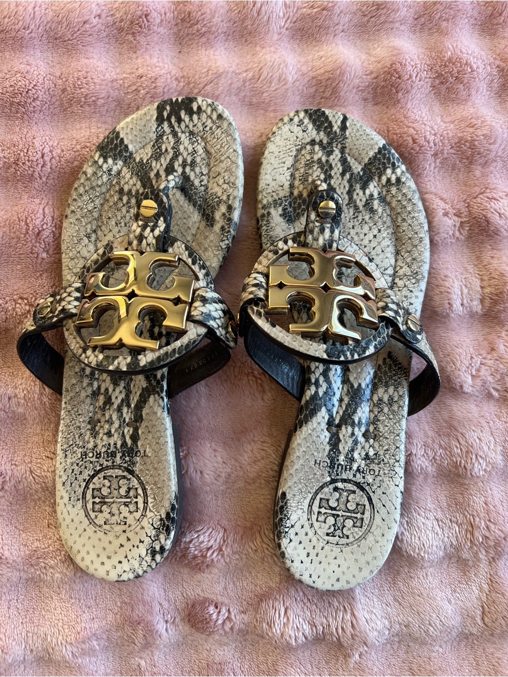 Rare Tory Birch Sandals With Gold Accents